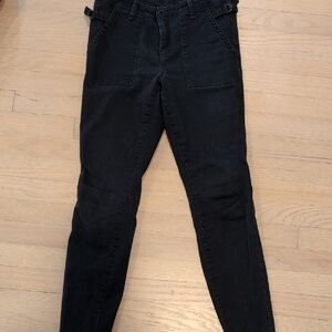 Black High-Waisted Skinny Jeans